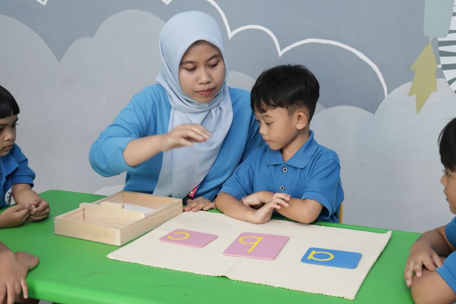 Kegiatan Sensory Class